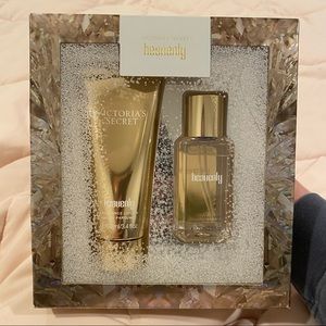 Victoria Secret Heavenly 2 Piece Fragrance Mist & Fragrance Lotion - NWT
